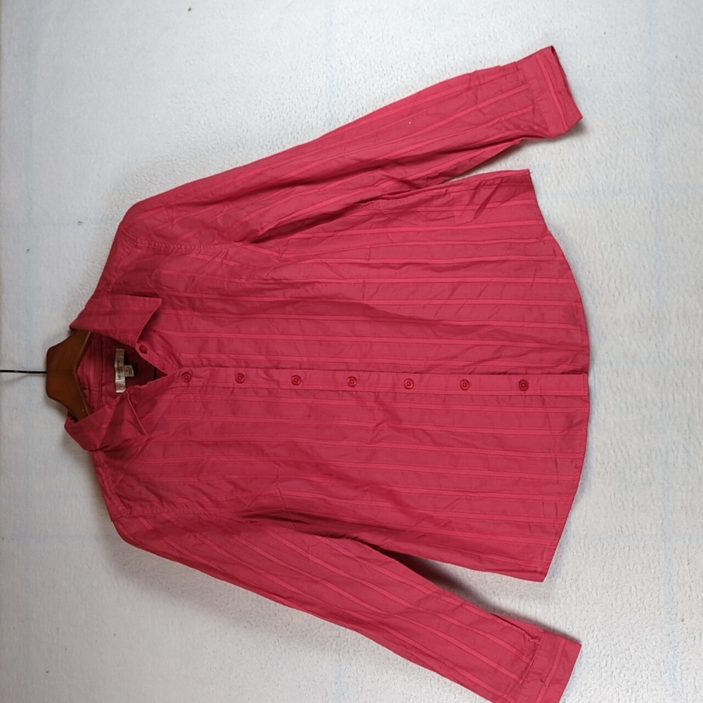 Liz Claiborne Red Lightweight Minimalist Long Sleeve Button Down Shirt M
